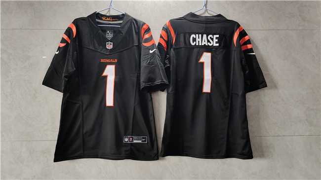 Men%27s Cincinnati Bengals #1 Ja%27Marr Chase Black 2023 F.U.S.E. Vapor Untouchable Limited Stitched Jersey